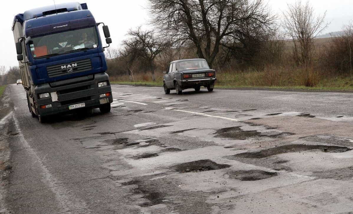 Плохие дороги в России